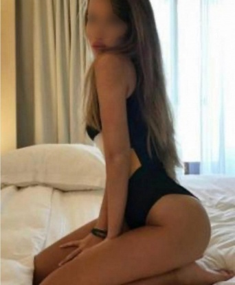 Эмилия, 19 лет, 3 размер груди